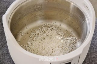 鲜美螃蟹粥的做法步骤:2