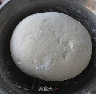 海鲜韭菜水饺的做法步骤:2