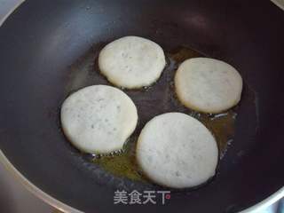 发面酥香红糖饼的做法步骤:18
