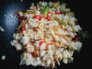 松茸蛋炒饭的做法步骤:7
