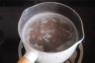 桂圆红豆糯米圆子羹的做法步骤:6