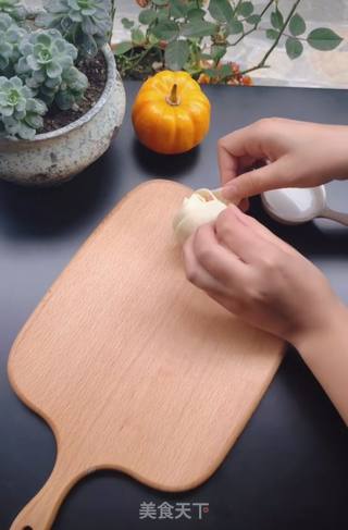 玫瑰煎饺的做法步骤:6