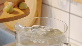 藕粉丸子的做法步骤:6