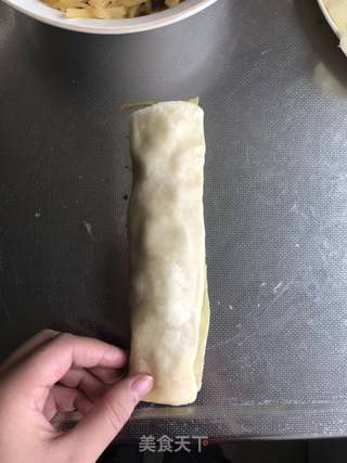 土豆丝卷饼的做法步骤:15