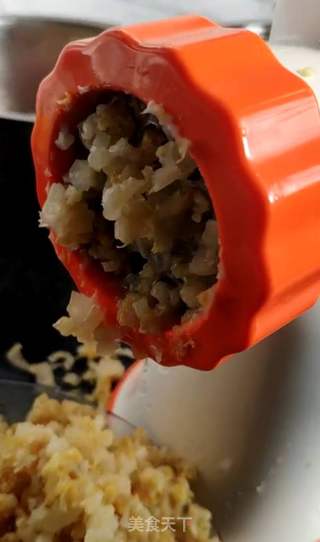 酸菜饺子的做法步骤:6