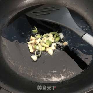 辣子肥肠的做法步骤:9
