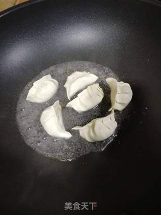 香煎玉米饺的做法步骤:5