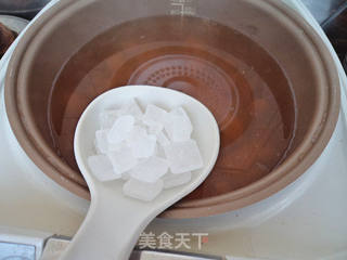 酸梨桂圆冰糖水的做法步骤:7