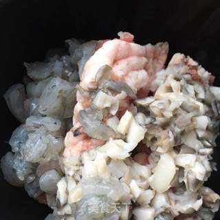 立冬的饺子:韭菜平菇鲜虾饺的做法步骤:11