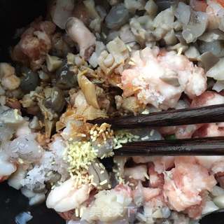 立冬的饺子:韭菜平菇鲜虾饺的做法步骤:14