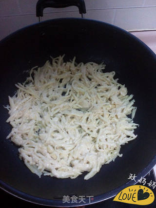 土豆饼的做法步骤:7