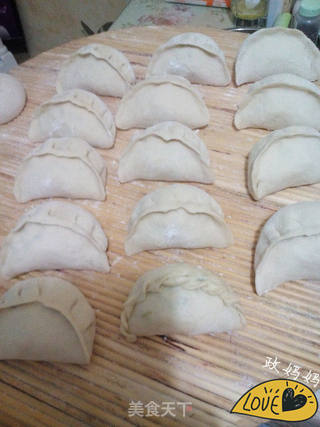 槐花包子的做法步骤:10