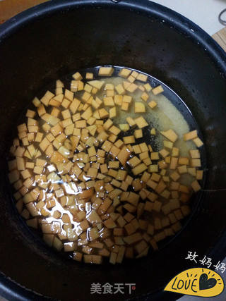 南瓜小米粥的做法步骤:4