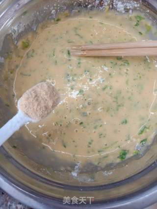 芹菜叶软饼的做法步骤:6
