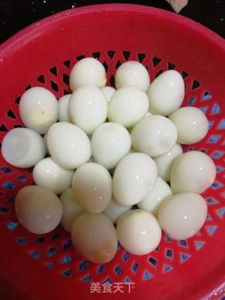 卤水鹌鹑蛋的做法步骤:3