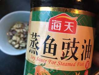 蒜末拌西兰花梗的做法步骤:14