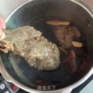 酱卤五香牛肉的做法步骤：6