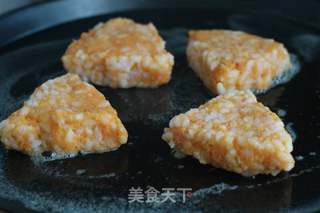 红薯肉松饭团的做法步骤:10
