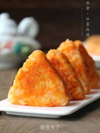 红薯肉松饭团的做法步骤:13