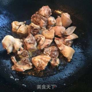 鸡块土豆拌面的做法步骤：4