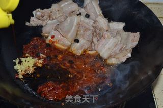 川味盐煎肉的做法步骤：6