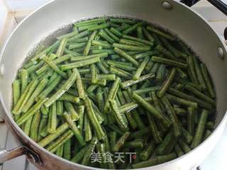 牛肉丝炒豇豆的做法步骤:5
