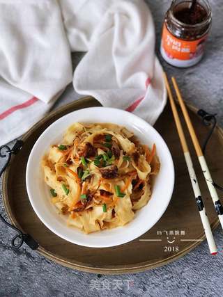 牛肉酱炒刀削面的做法步骤：17