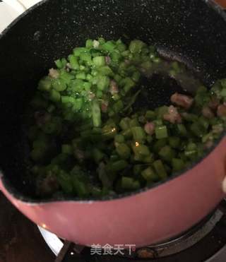 茼蒿肉末粥的做法步骤:9