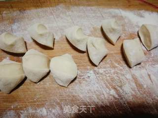 荠菜肉饺的做法步骤:11