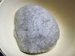 黑芝麻开花馒头的做法步骤:4