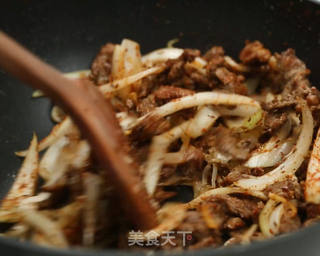 孜然羊肉的做法步骤:9