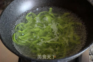 劲爽菠菜手擀面的做法步骤:11