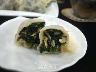 猪肉菠菜三鲜饺子的做法步骤:17