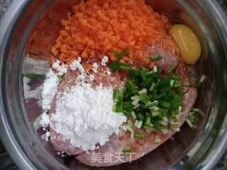 鲜肉小馄饨的做法步骤:3