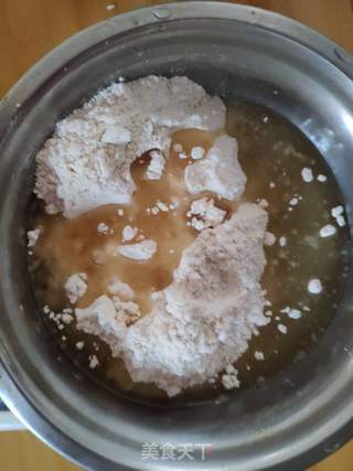 板栗饼的做法步骤:2