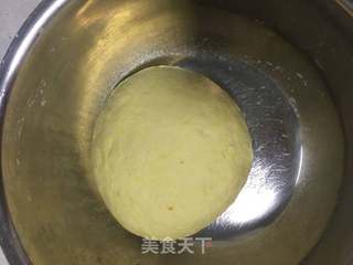 南瓜玫瑰花馒头的做法步骤:5