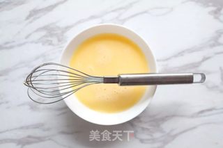 鲜虾蒸蛋羹的做法步骤:2