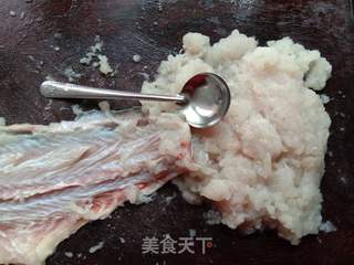 自制鱼丸的做法步骤:6