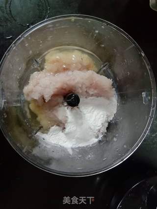 自制鱼丸的做法步骤:8
