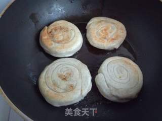 白菜猪肉馅饼的做法步骤:29