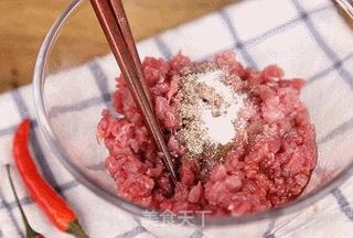 这份好吃到舔碗的牛肉酱,你一定要学!!的做法步骤:2