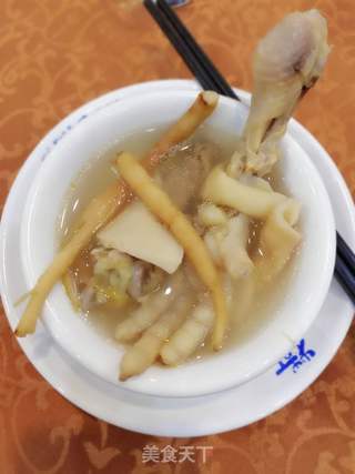 人参螺片鸡汤的做法步骤:3
