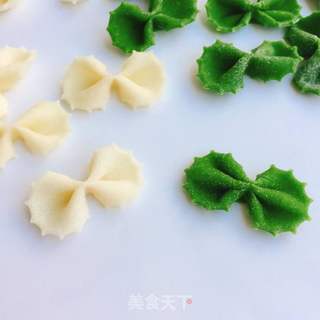 迷你蝴蝶面的做法步骤:6