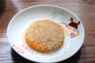 芝麻红薯饼的做法步骤:6