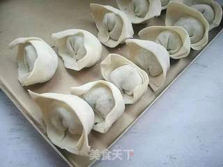 酸辣汤荠菜饺子的做法步骤:6