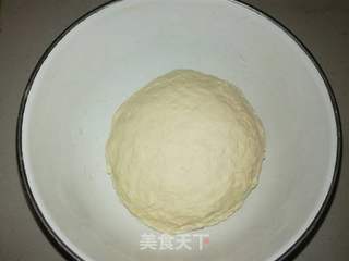 白菜猪肉包子的做法步骤：1