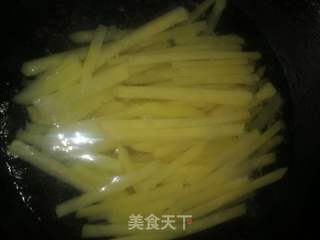 炸薯条的做法步骤:4