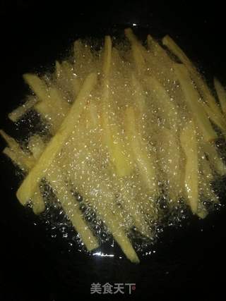 炸薯条的做法步骤:12