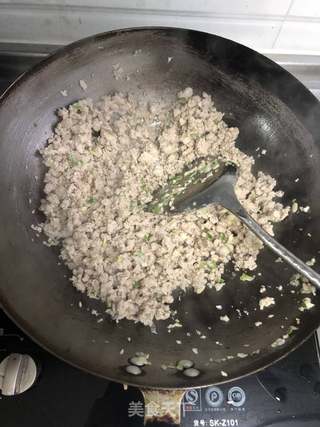 韭菜粉丝肉包的做法步骤:6