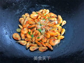 油爆河虾的做法步骤:8